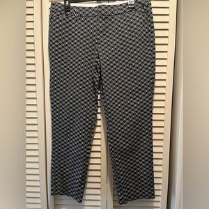 Ana Black and White Geometric Patterned Ankle Pants size 10